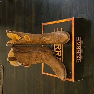 NWT Corral Vintage Tan Cowhide J Toe Western Cowboy Boots